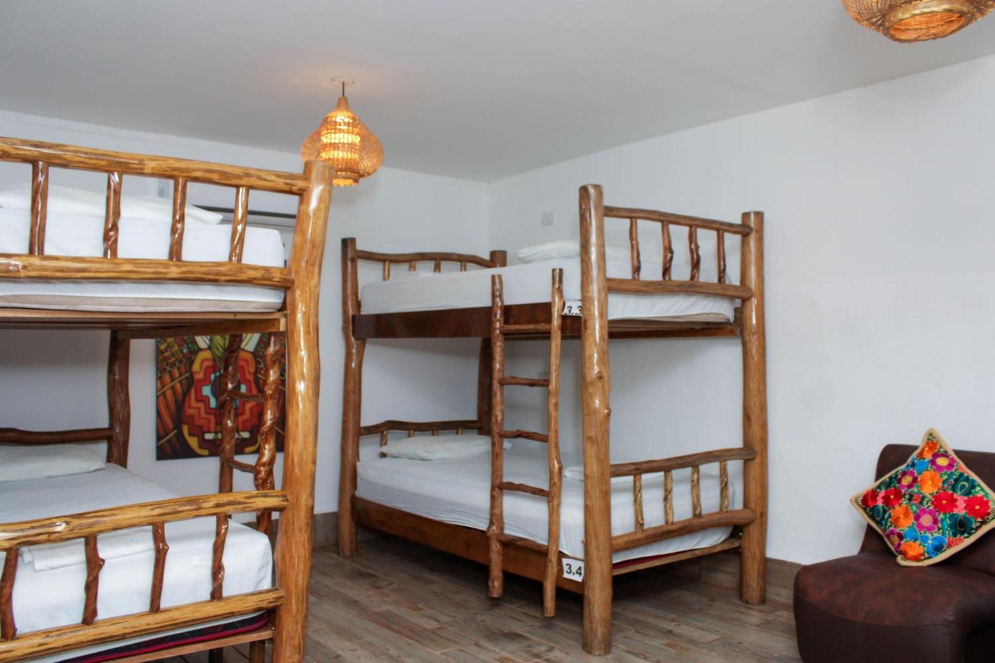 Los Amigos Hostel Flores Cameră foto