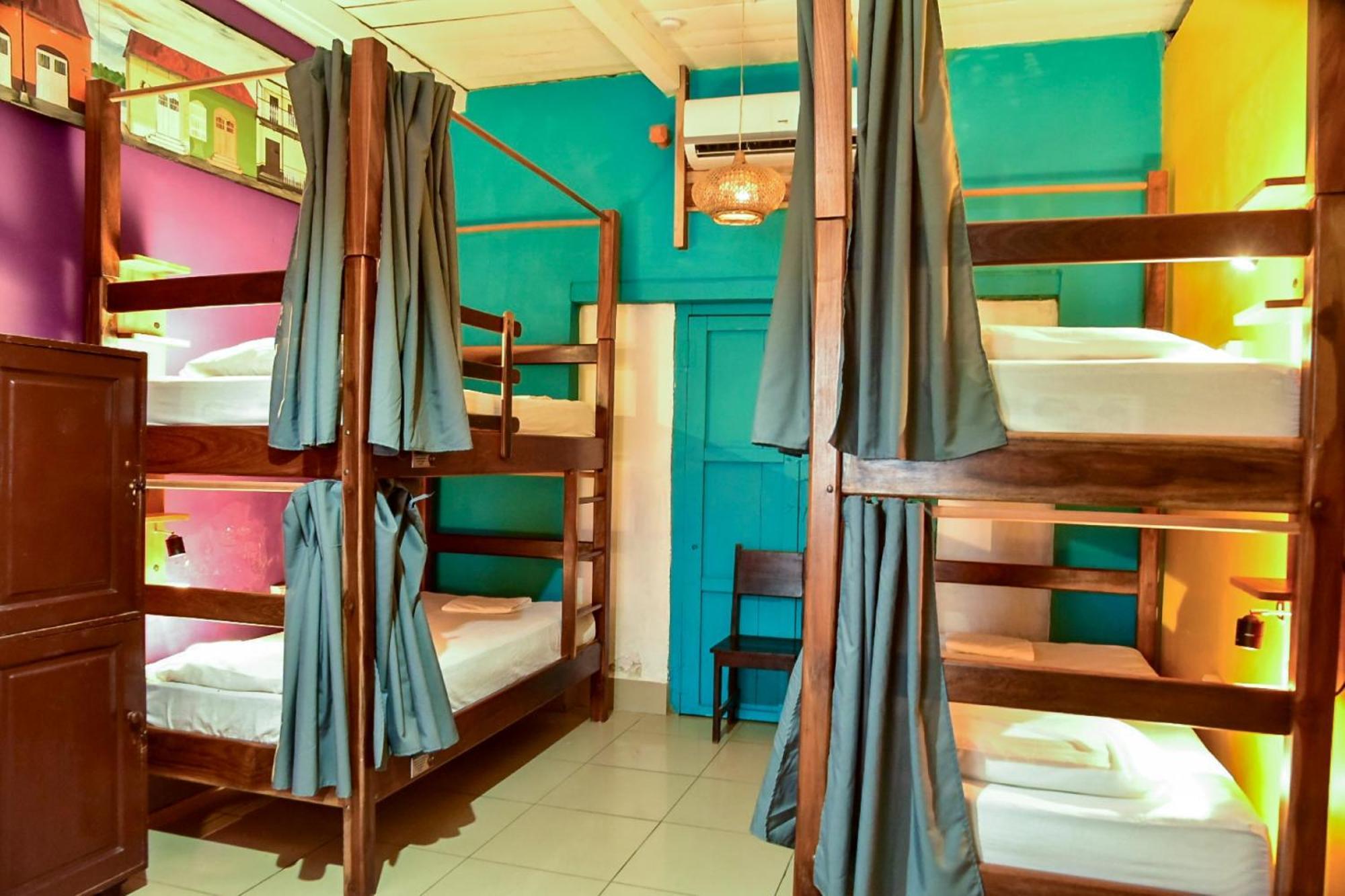 Los Amigos Hostel Flores Cameră foto